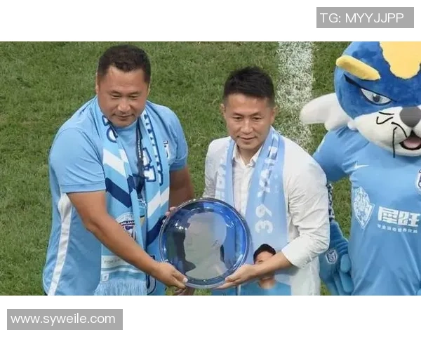 深情告别传奇球星退役时刻全场掌声致敬辉煌足球人生 深情告别传奇球星退役时刻全场掌声致敬辉煌足球人生