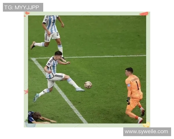 从足坛传奇到新星崛起:足球历史中球星的演变与影响力探讨 从足坛传奇到新星崛起:足球历史中球星的演变与影响力探讨