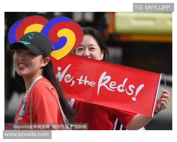 帕尼尼足球球星卡开启亲笔签名收藏新纪元 球迷热情空前高涨
