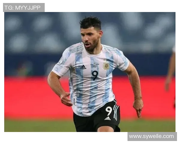 阿根廷足球传奇球星领衔队伍走向世界巅峰的辉煌征程